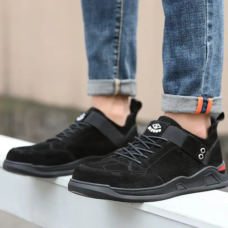 Men's athletic sneakers Men's sporty shoes