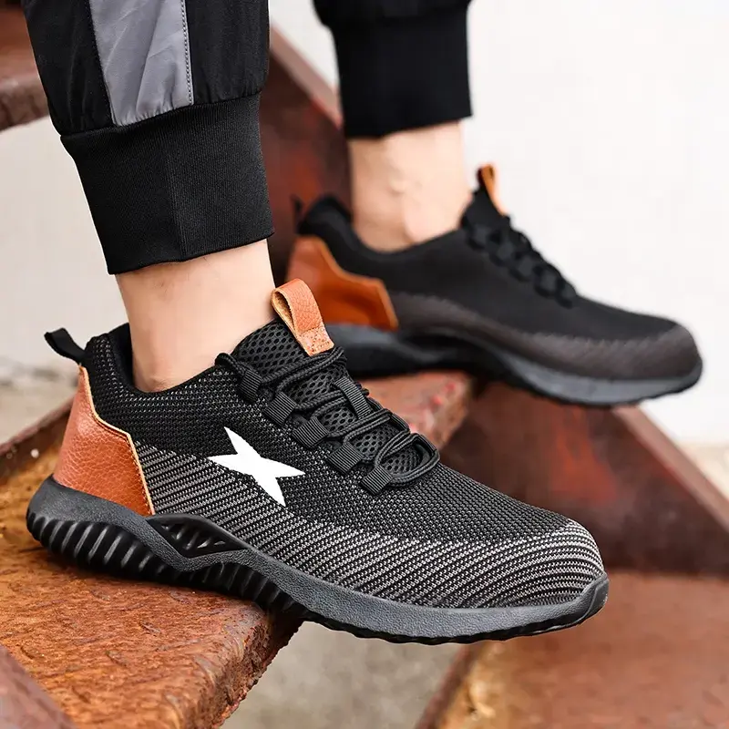 Men's sporty shoes Men's sports shoes