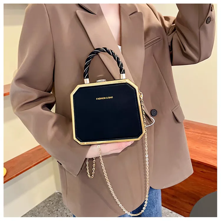 Women's black handbag Women's black handbag