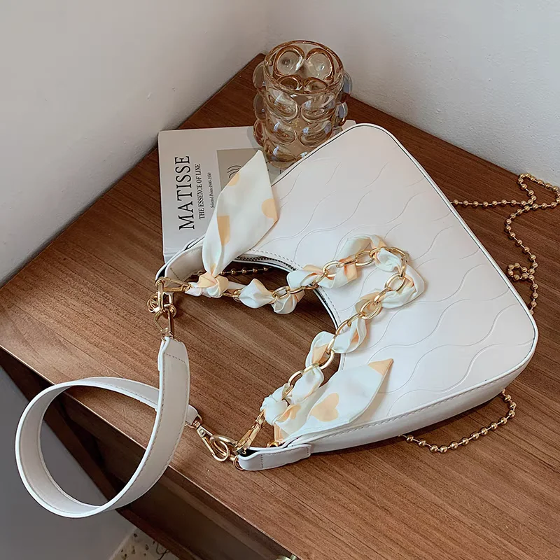 Stylish women's handbag Stylish women's handbag