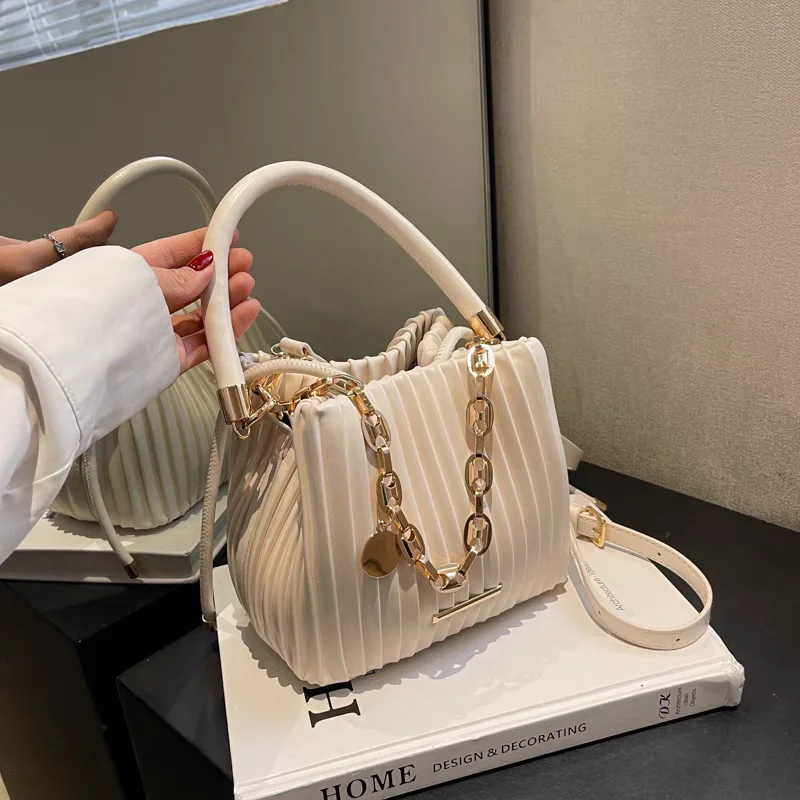 Women's handbag Women's handbag