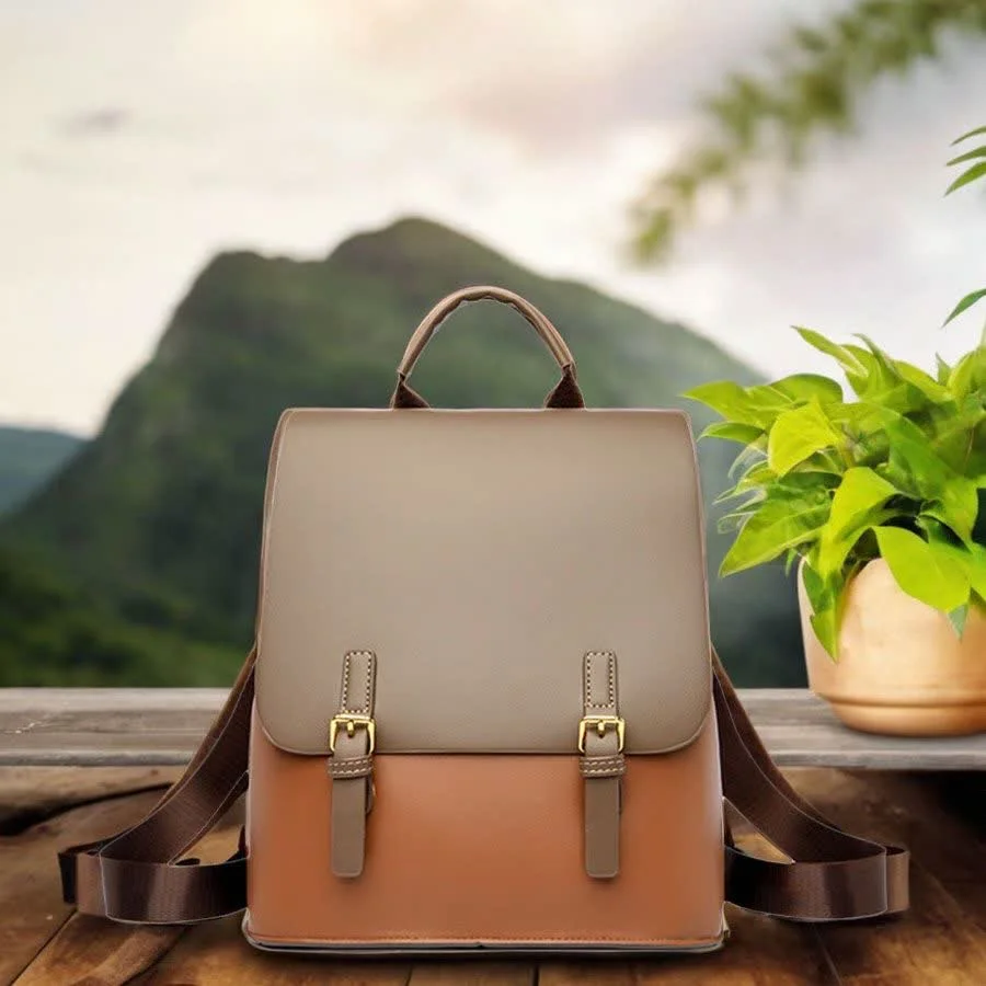 Women's fashion backpack of the year Women's trendy backpack of the year