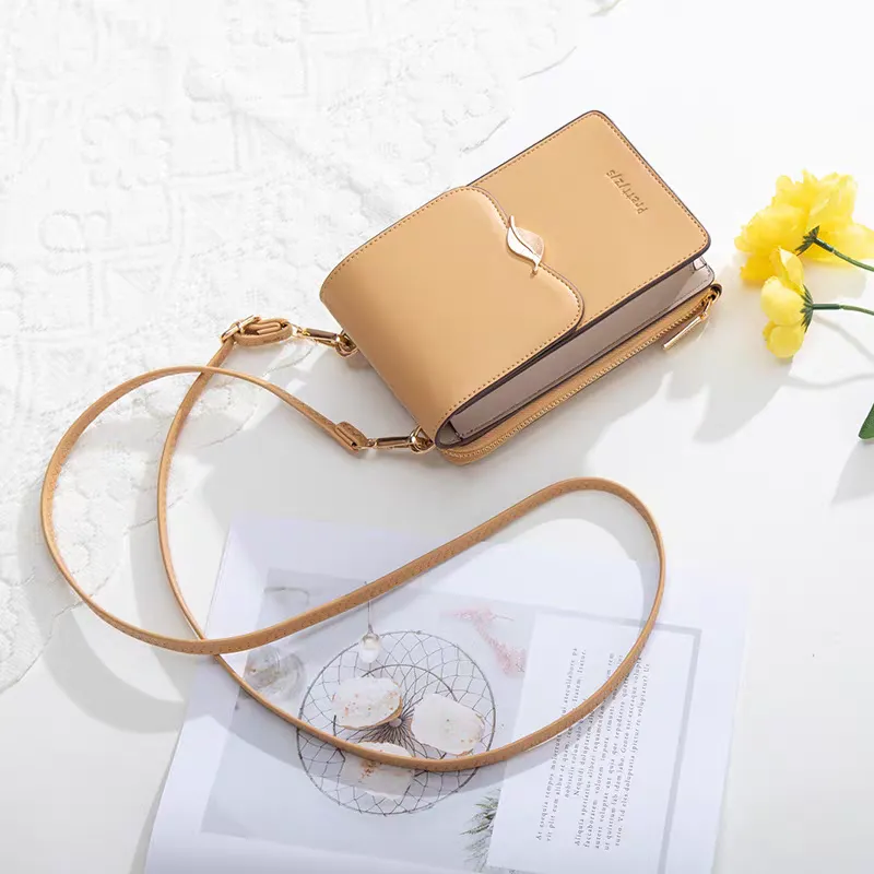 کیف دوشی زنانه کوچک وارداتی کیف دوشی زنانه کوچک وارداتی