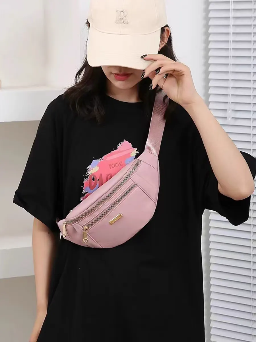 Price of an original trendy pink women's handbag Price of an original trendy pink women's handbag