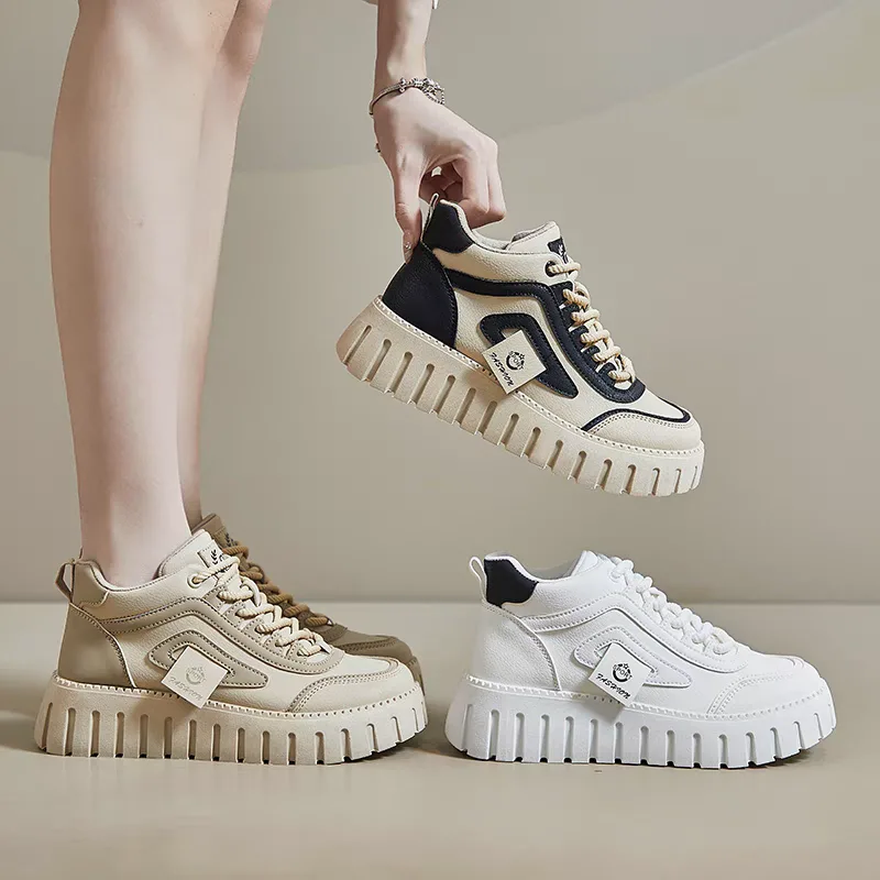 Imported women's sneaker model Imported women's sneaker model