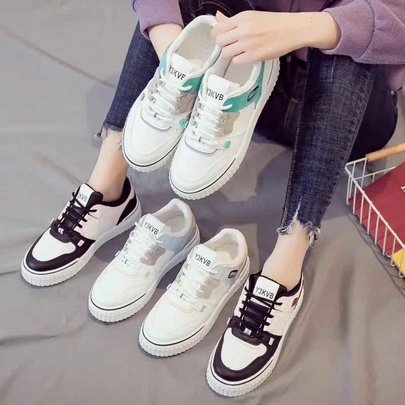 Original women's sneaker model Original women's sneaker model