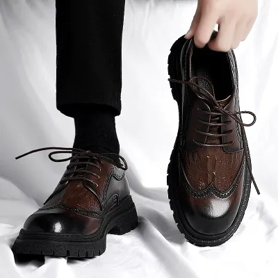 Imported men's leather shoes with crocodile pattern