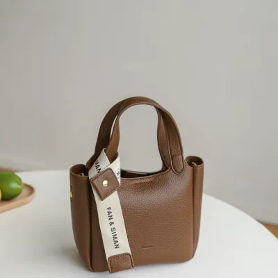 Price of genuine foreign trendy women's handbag