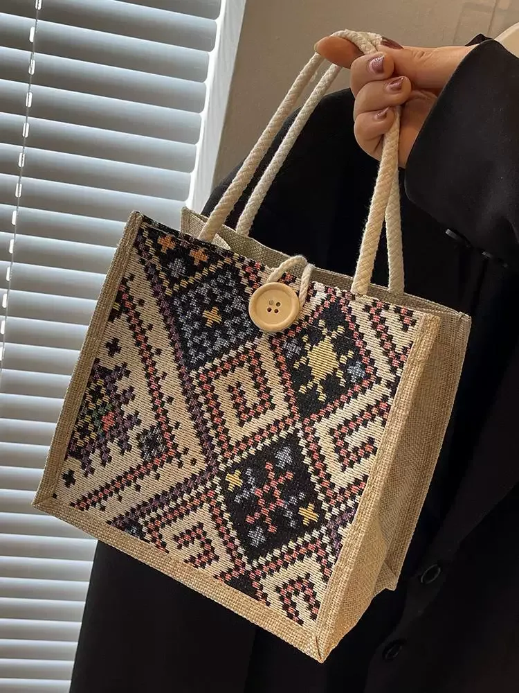 Original women's woven handbag photo Original women's jute handbag photo