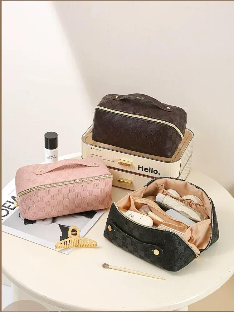 Original image of a women's makeup bag Original image of a women's makeup bag