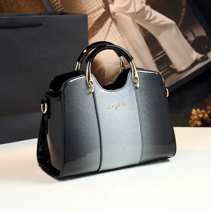 Original women's handbag photo Original women's handbag photo