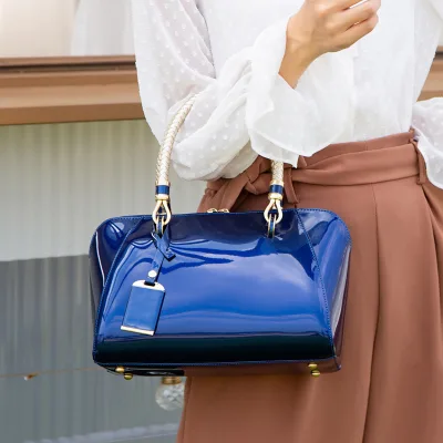 Original leather handbag photos for women and girls